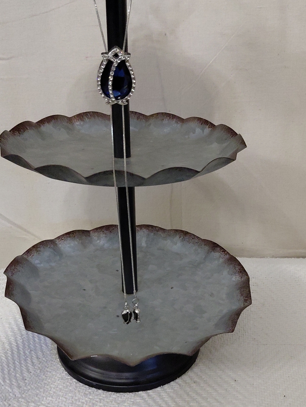 Silver Lariat Necklace with Deep Blue Tulip Pendant